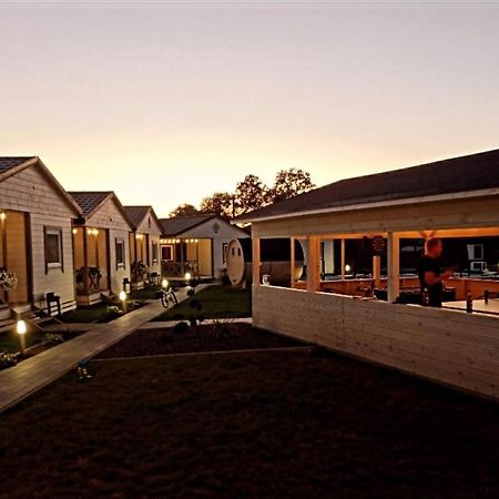 Family Resort Gąski Paprotno Zewnętrze zdjęcie